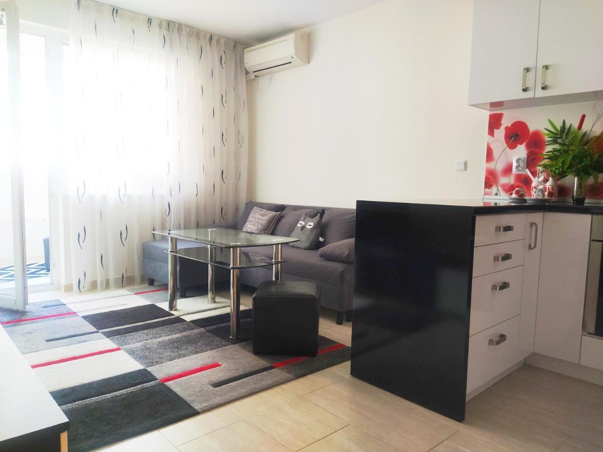 Modern Apartment In Burgas Exterior foto